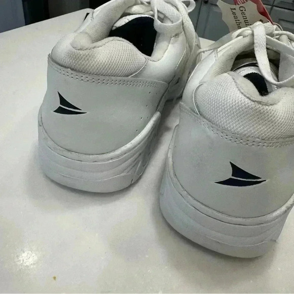 NEW DUNLOP Men’s Leather Low Court Sneakers White Size 12 NEW main image 4